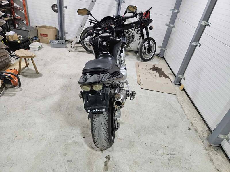 Yamaha fejzer