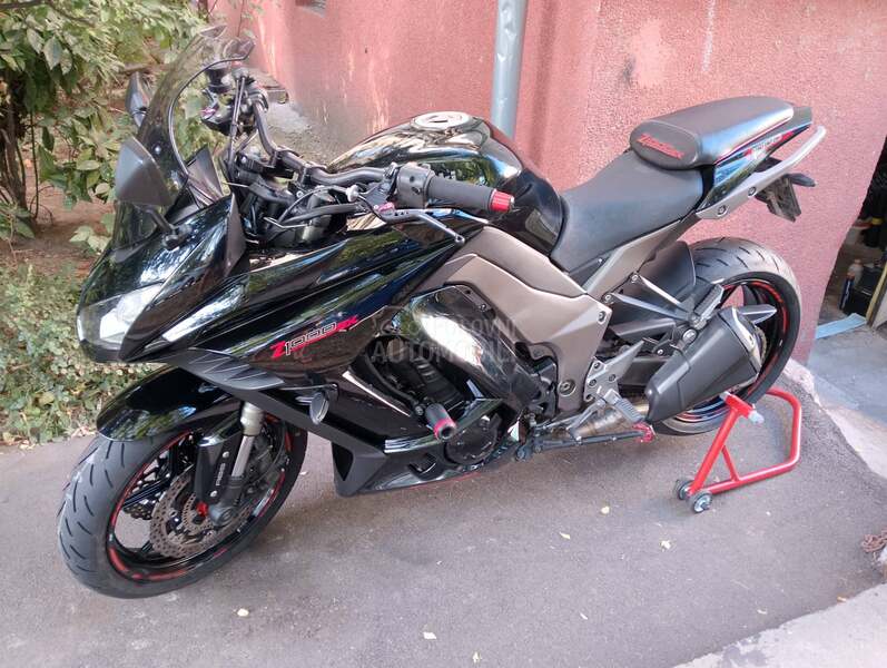 Kawasaki Z1000sx