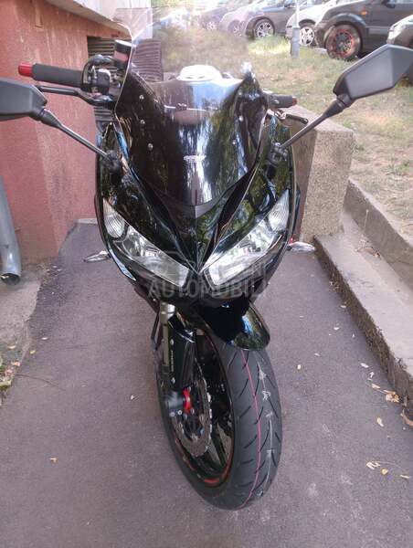 Kawasaki Z1000sx