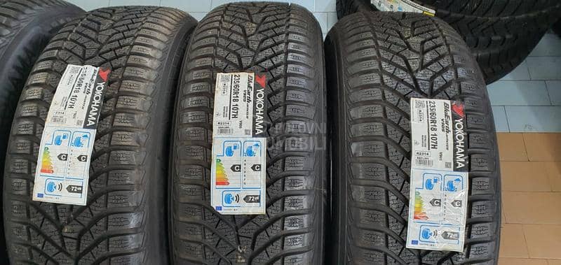 Yokohama 235/60 R18 Zimska