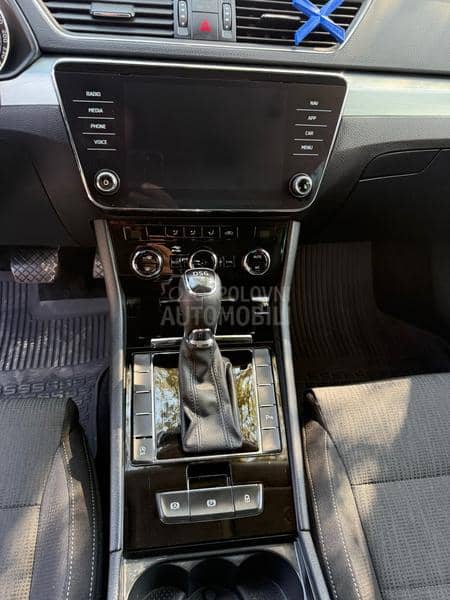 Škoda Superb 2.0 TDI DSG
