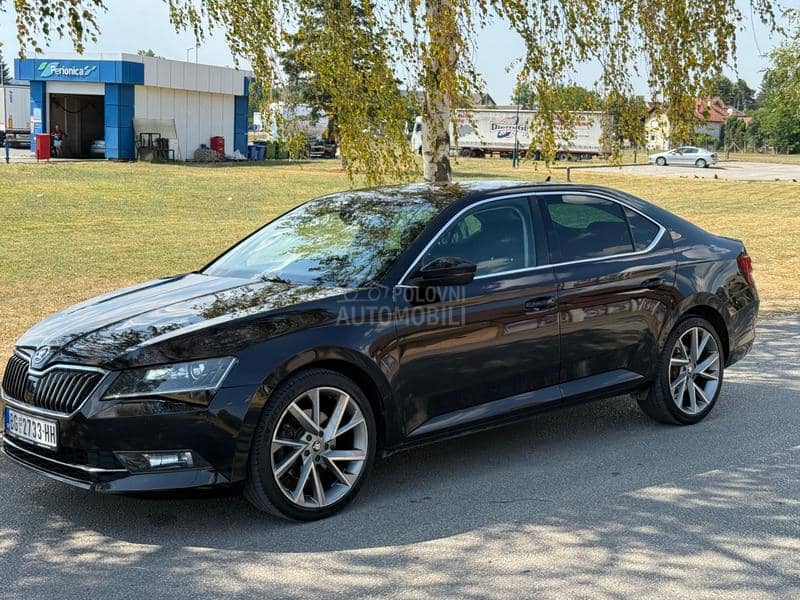 Škoda Superb 2.0 TDI DSG