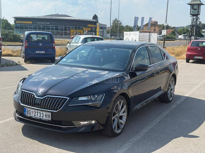 Škoda Superb 2.0 TDI DSG