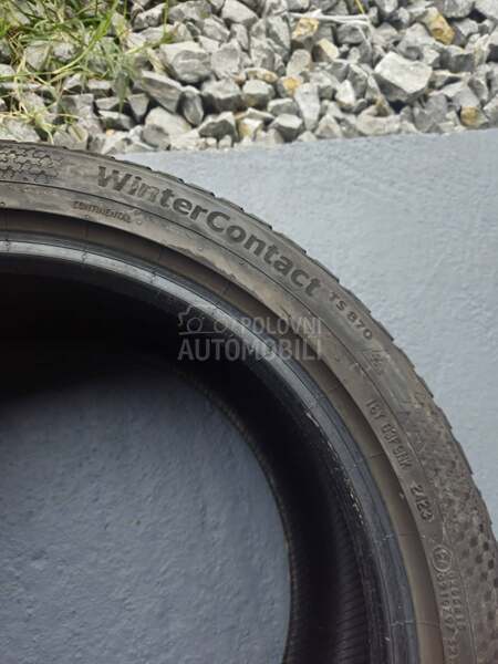 Continental 225/45 R17 Zimska