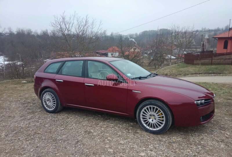 Alfa Romeo 159 