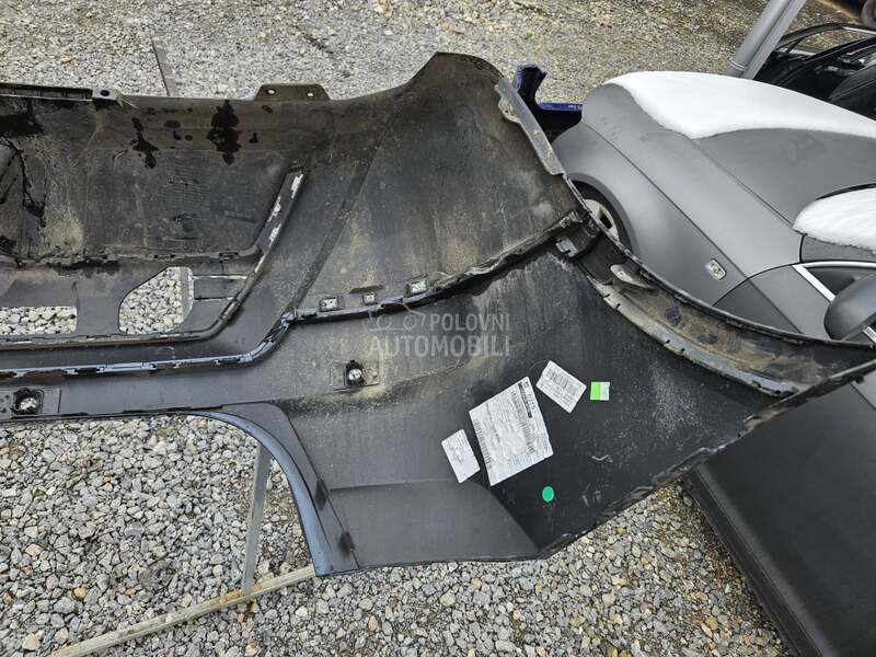 ARONA 6F9 BRANIK ZADNJI