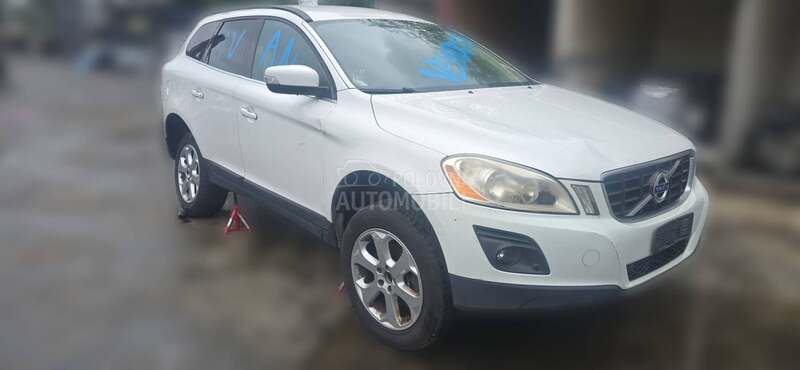 Delovi za Volvo XC60 2.4D 2009. god.