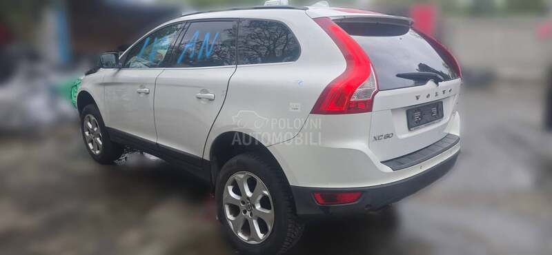 Delovi za Volvo XC60 2.4D 2009. god.