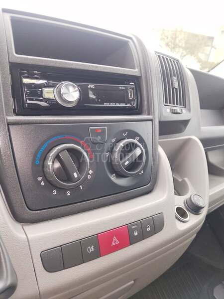 Peugeot Boxer 2.2 L3H2