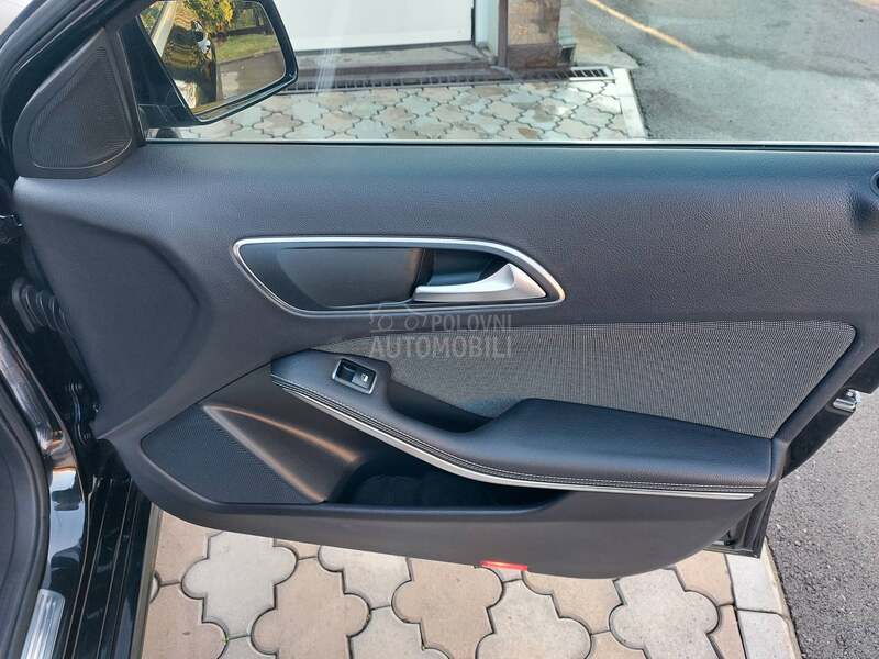 Mercedes Benz A 180 D   SERVISN.A