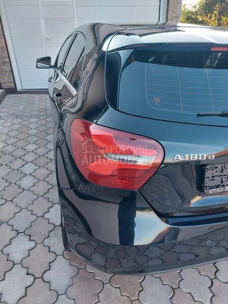 Mercedes Benz A 180 D   SERVISN.A