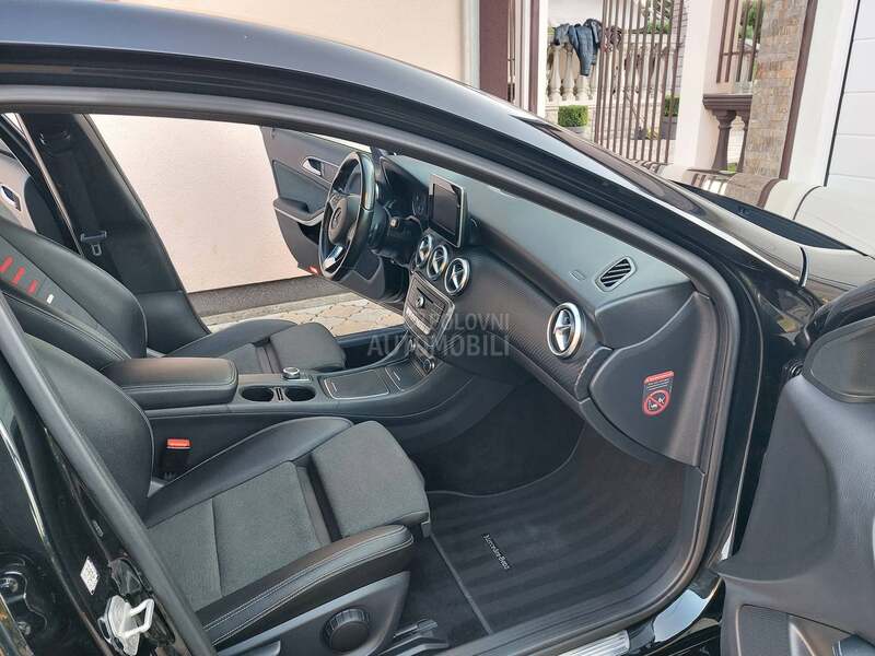 Mercedes Benz A 180 D   SERVISN.A