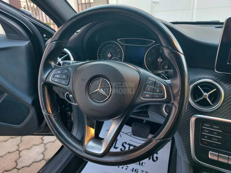 Mercedes Benz A 180 D   SERVISN.A
