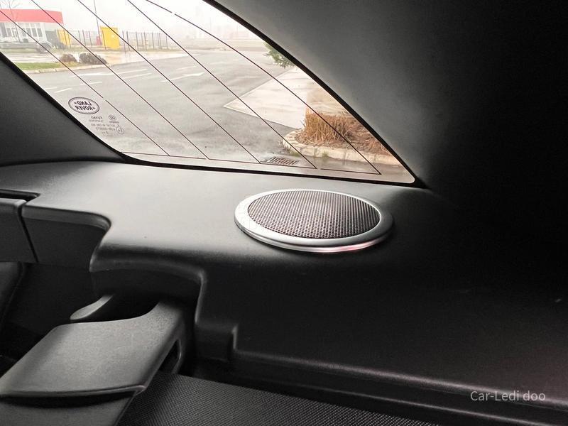 Land Rover Range Rover Velar R Dynamic D300