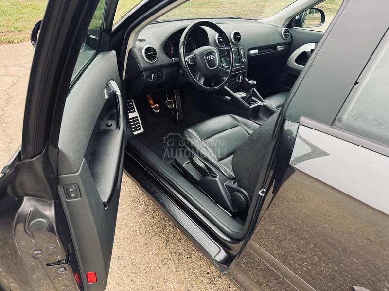 Audi A3 1.6 Tdi Sline NOV