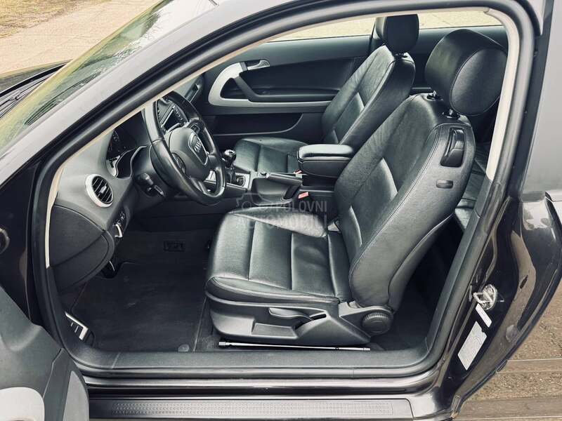 Audi A3 1.6 Tdi Sline NOV