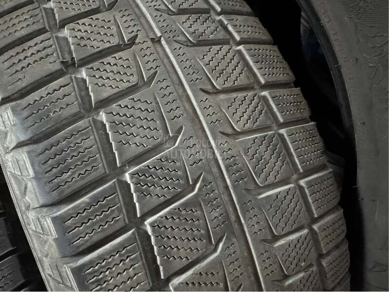 Goodride 225/55 R18 Zimska