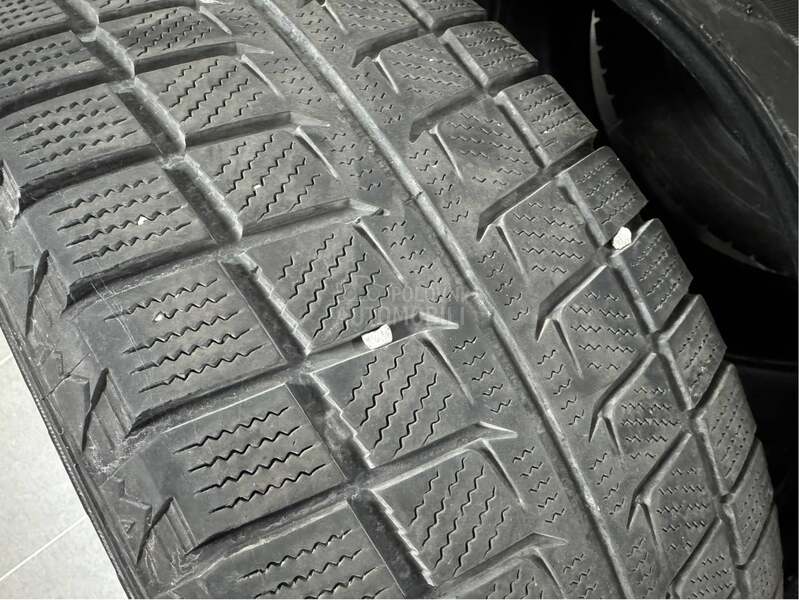 Goodride 225/55 R18 Zimska