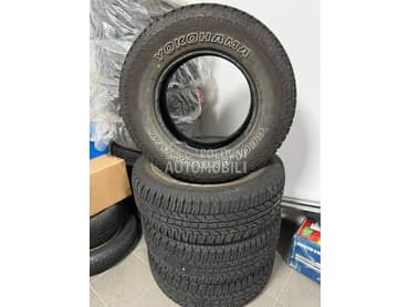 Yokohama 265/70 R17 Zimska