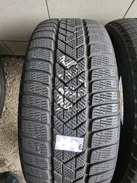 Pirelli 225/45 R18 Zimska