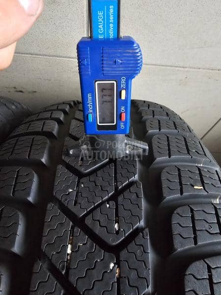 Pirelli 215/60 R16 Zimska