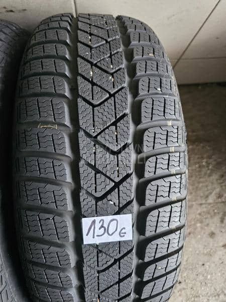 Pirelli 215/60 R16 Zimska