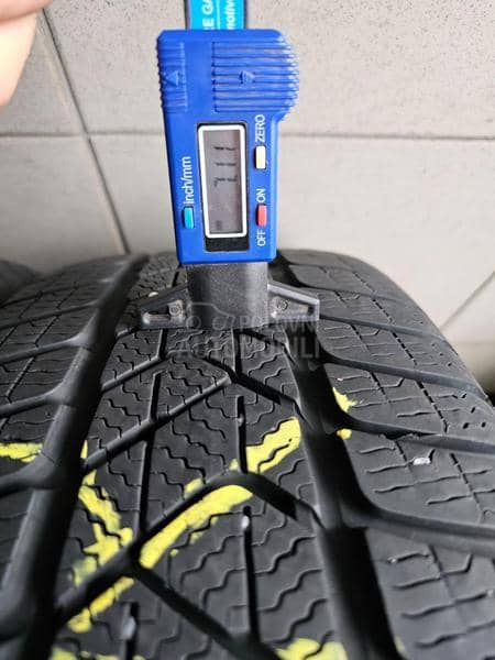 Pirelli 205/60 R16 Zimska