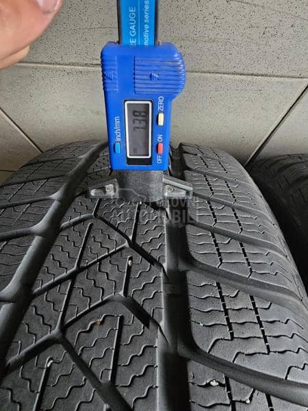 Pirelli 205/60 R16 Zimska