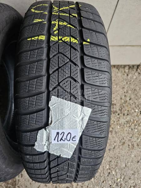 Pirelli 205/60 R16 Zimska
