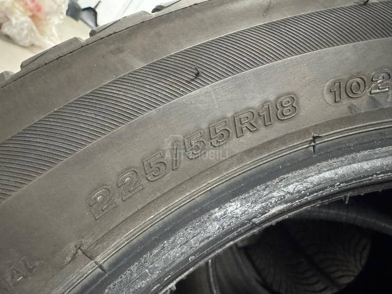 Bridgestone 225/55 R18 Letnja