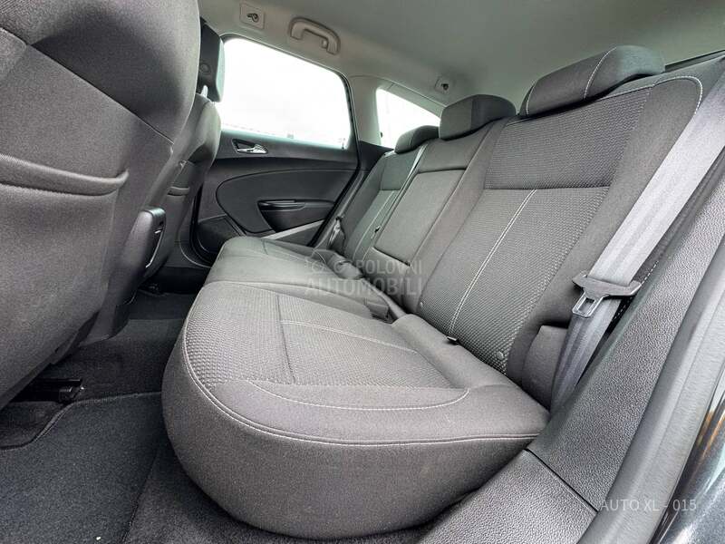 Opel Astra J 1.6 CDTI / COSMO