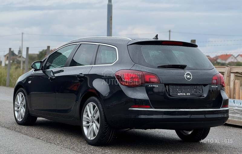 Opel Astra J 1.6 CDTI / COSMO