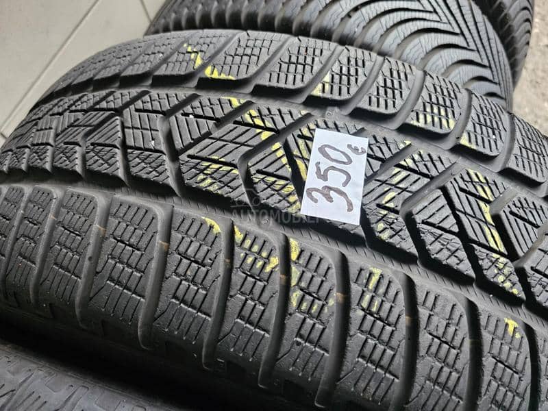 Pirelli 235/55 R19 Zimska