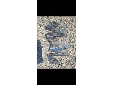 Sarke haube za Audi A4, A5 od 2008. do 2012. god.