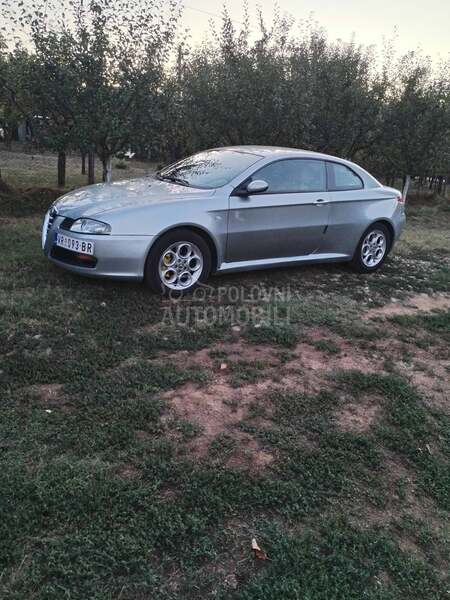 Alfa Romeo GT 