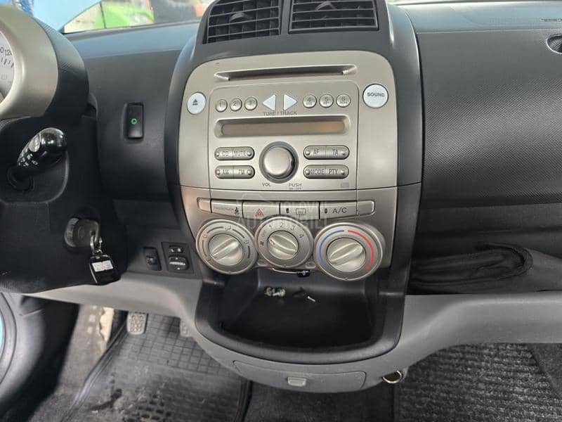 Daihatsu Sirion 1.3 CH