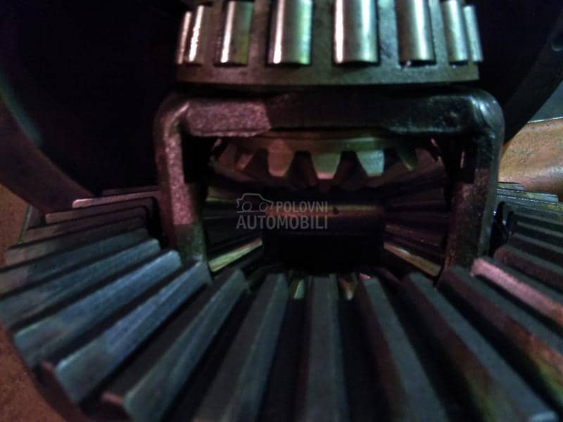 Tomo Vinković paskvali