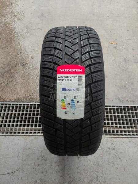 Vredestein 315/40 R21 Zimska