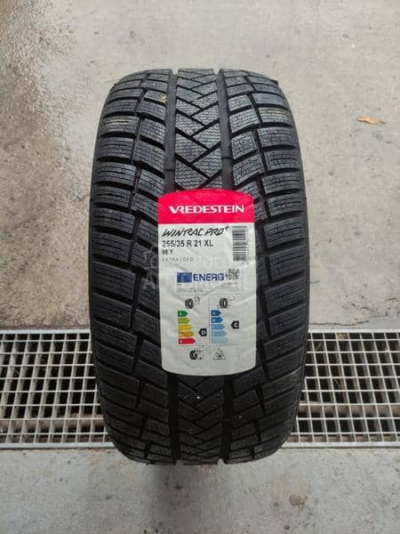 Vredestein 255/35 R21 Zimska
