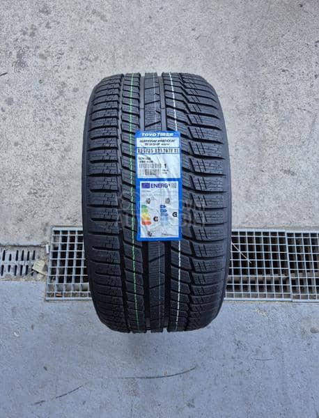 Toyo 295/35 R21 Zimska