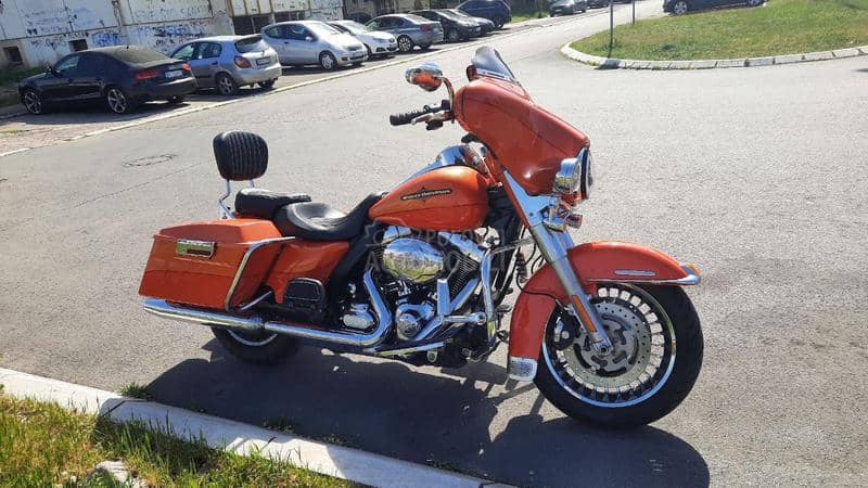Harley Davidson FLHTK Electra Glide Ultra