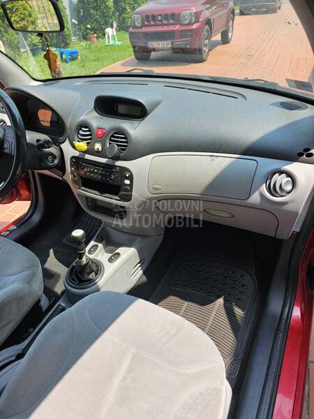 Citroen C3 1.4 EXCLUSIVE