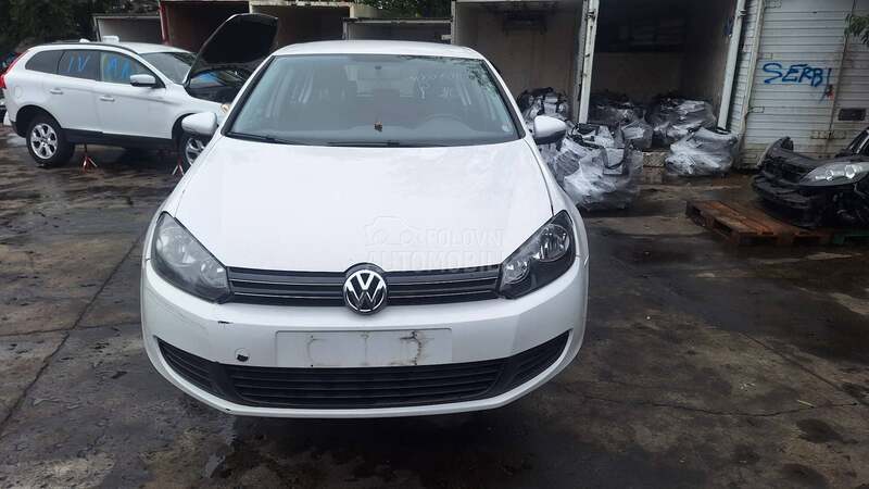 Volkswagen Golf 6 -  kompletan auto u delovima