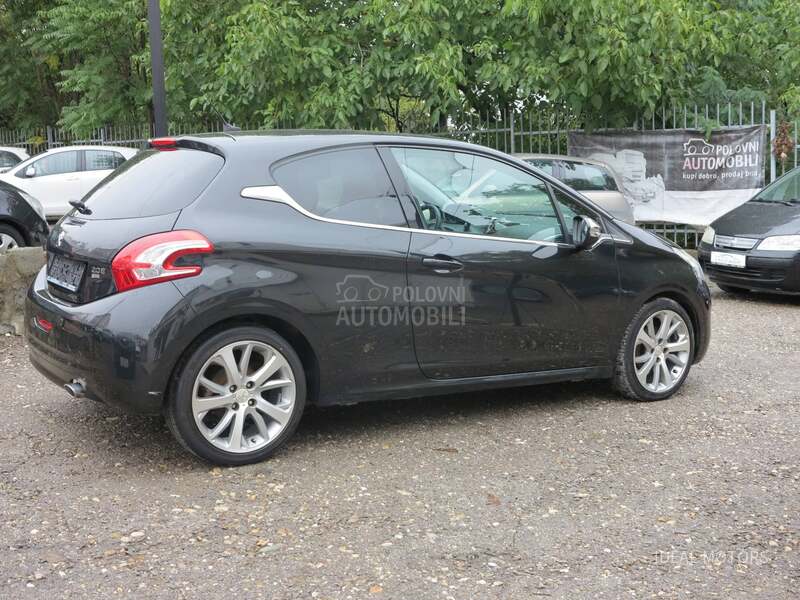 Peugeot 208 1.4 HDI ALLURE