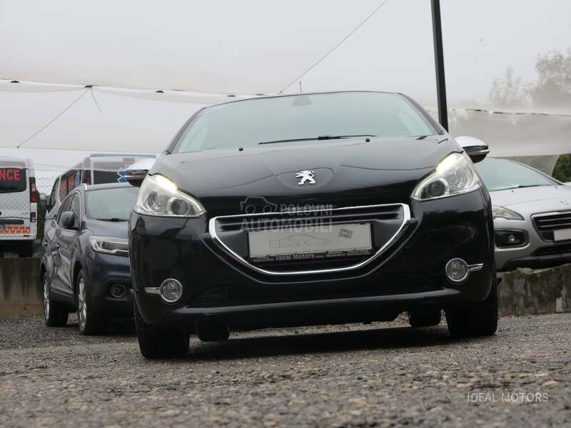Peugeot 208 1.4 HDI ALLURE