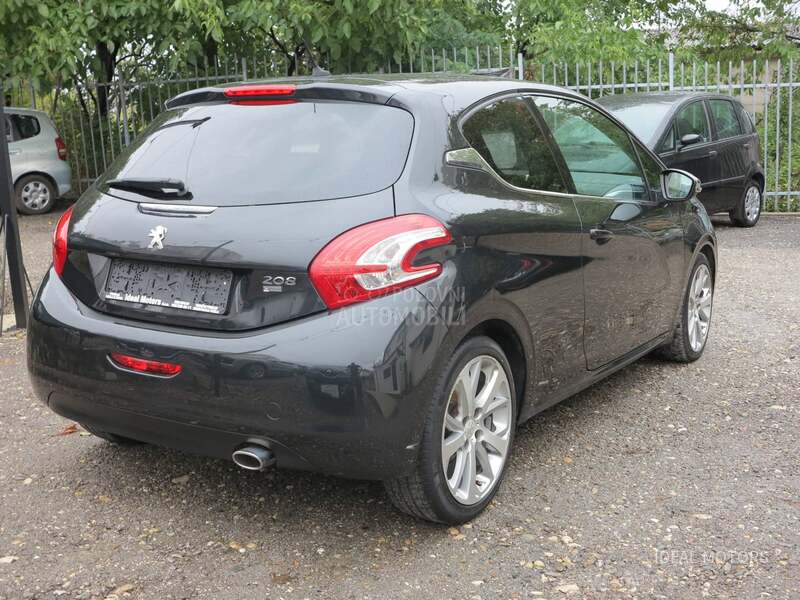 Peugeot 208 1.4 HDI ALLURE