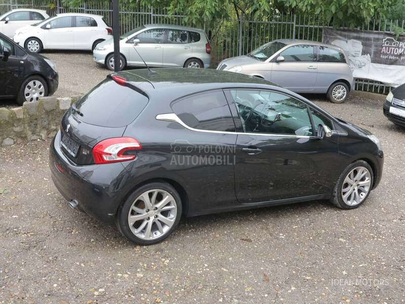 Peugeot 208 1.4 HDI ALLURE