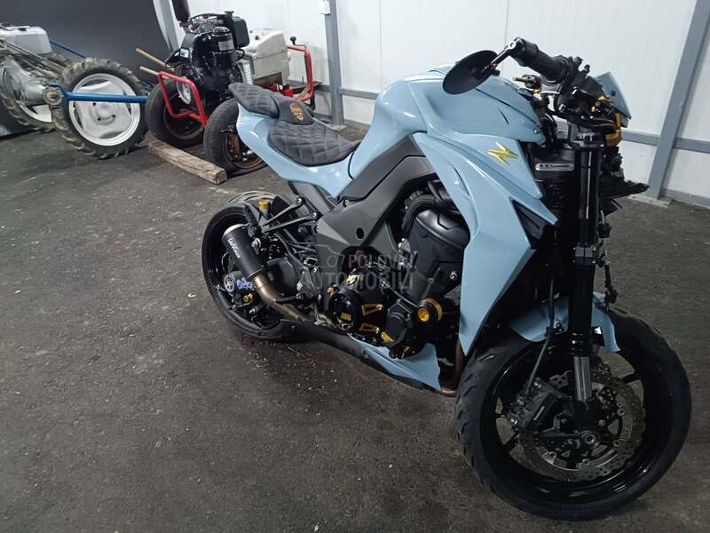 Kawasaki Z1000