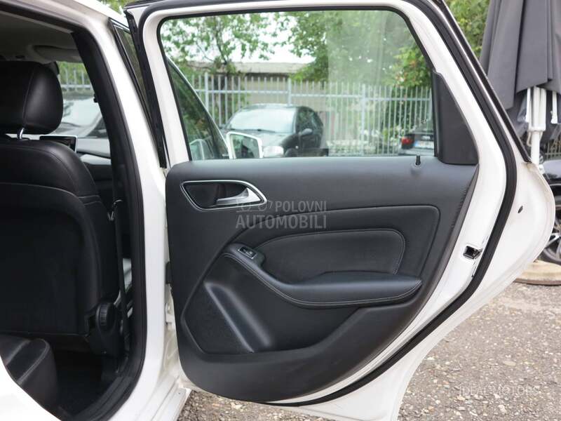 Mercedes Benz B 180 1.8 CDI
