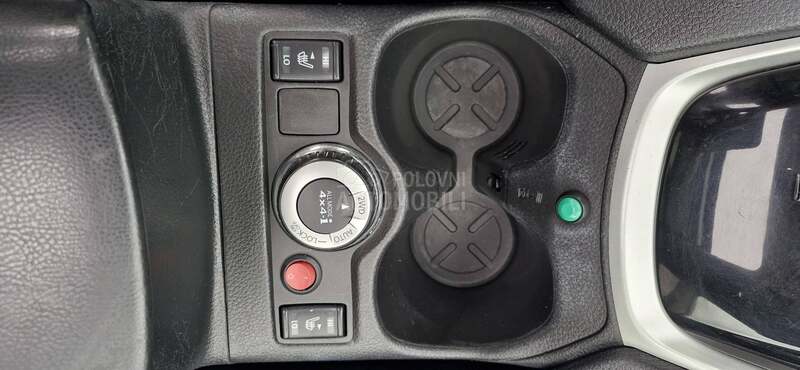 Nissan X-Trail 2,0 4x4 tekna 187000